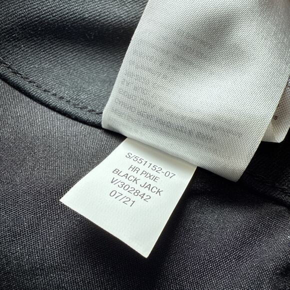 Old Navy High Rise Pixie Pants Womens Plus Size 24 Black Never Fade Trouser NWT - Picture 8 of 14